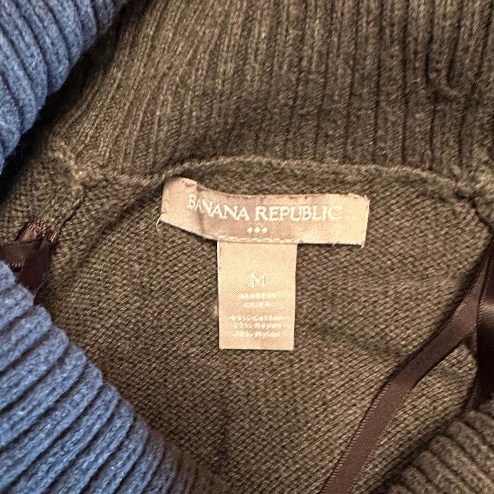 Banana Republic Turtleneck Sweater - Brown